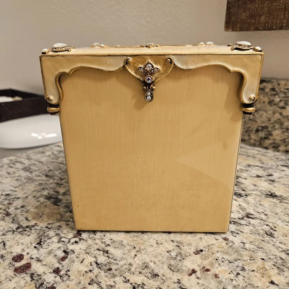 RARE JAY STRONGWATER ARABESQUE TISSUE HOLDER VANITY BOX COVER